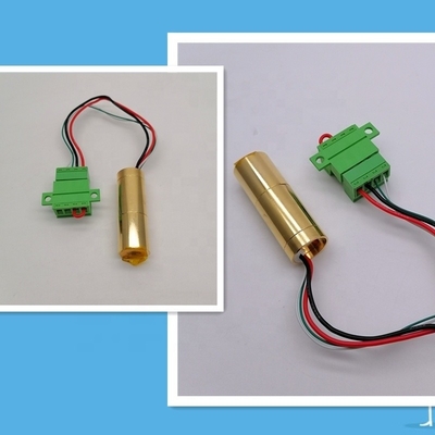 1.8-2.3V Υψηλή σταθερότητα 1.2W 555nm DPSS πράσινο λέιζερ για εργαστηριακά και επιστημονικά πειράματα